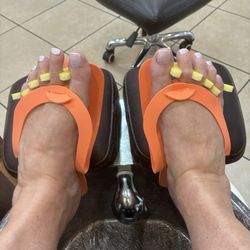 Polished Nails - Pedicure