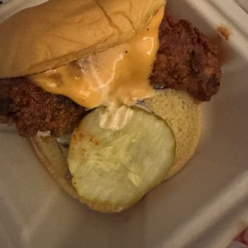 Dave's Hot Chicken - Chicken Shop Near Me - Columbia, Maryland