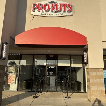 Pro Kuts Barbershop - Barbers Near Me - West Bloomfield, Michigan Pro Kuts Barbershop - Barbers Near Me - West Bloomfield, Michigan