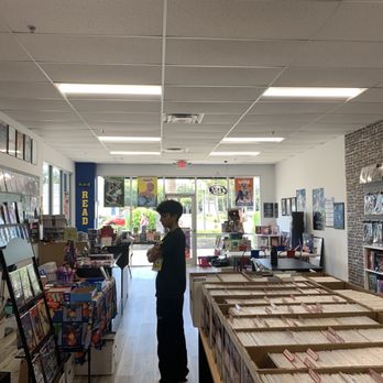 Flashpoint Comics And Games - Bookstores Near Me - Winter Springs, Florida Flashpoint Comics And Games - Bookstores Near Me - Winter Springs, Florida