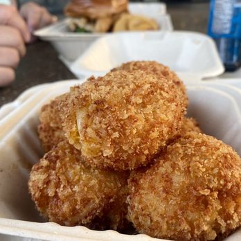 Maui Burgers - Deep Fried Mac N Cheese Balls - Burgers Near Me - Kihei, Hawaii Maui Burgers - Deep Fried Mac N Cheese Balls - Burgers Near Me - Kihei, Hawaii