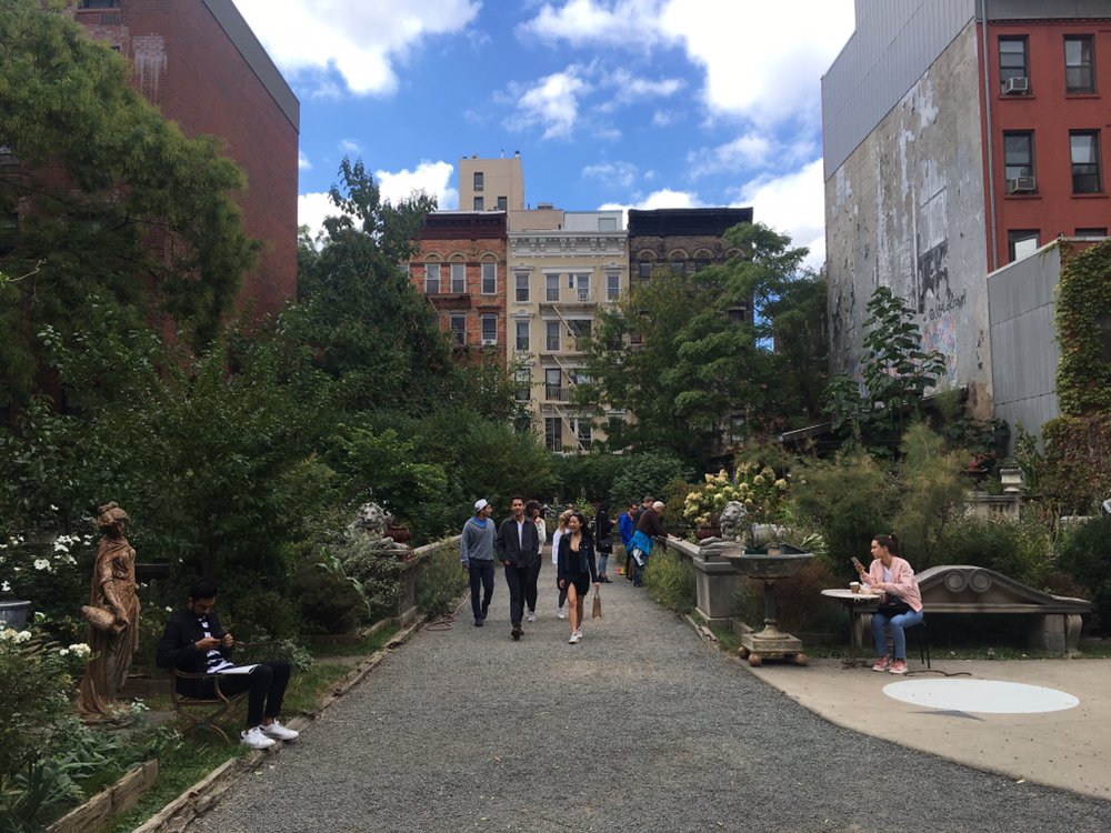 Elizabeth Street Garden Image