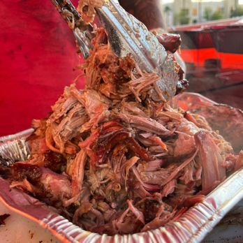 Bigreds Westcoast Bbq - pulled pork in foil pan - Caterers Near Me Bigreds Westcoast Bbq - pulled pork in foil pan - Caterers Near Me