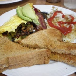 Karen's Cafe - California omelette