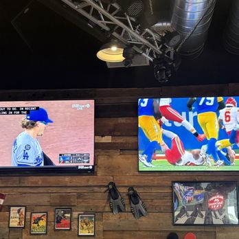 Septembers Taproom & Eatery - The bar great tvs all angles.. - Sports Bars Near Me - Perris, California Septembers Taproom & Eatery - The bar great tvs all angles.. - Sports Bars Near Me - Perris, California