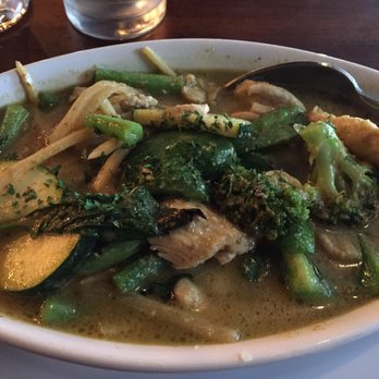 Thai Stellar - Green Curry Chicken - Thai Near Me - Webster, Texas