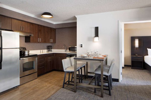 Sonesta ES Suites Fresno by null