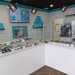 Mavericks Donuts