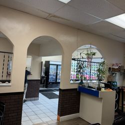 Family Cafe & Diner - Dining area