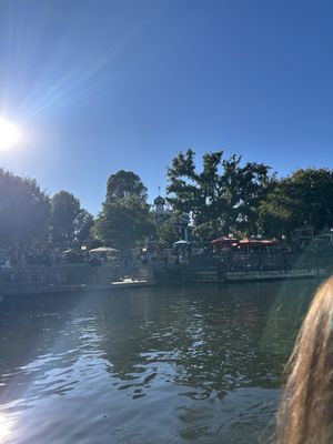 Davy Crockett's Explorer Canoes by null