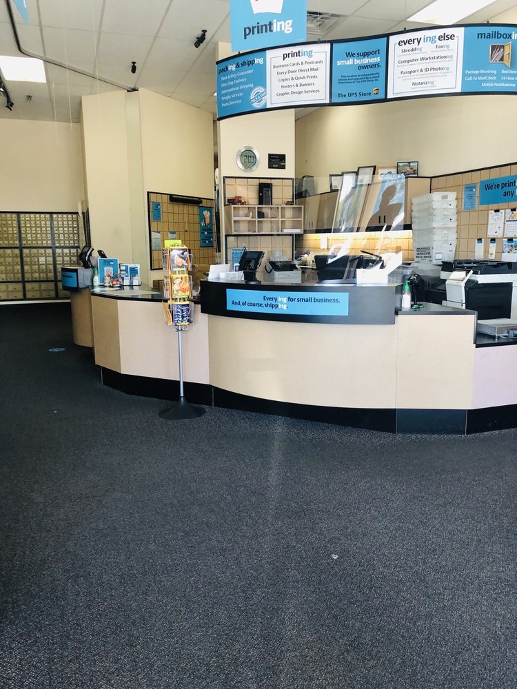 THE UPS STORE 14 Photos & 17 Reviews Shipping Centers 18631 North