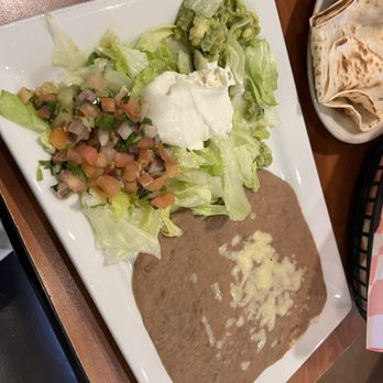 Taqueria Don Chago - Refried beans, guacamole and pico - Mexican Near Me - Cincinnati, Ohio Taqueria Don Chago - Refried beans, guacamole and pico - Mexican Near Me - Cincinnati, Ohio