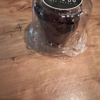 Cafe 86 - Milo cupcake - Desserts Near Me - Union City, California