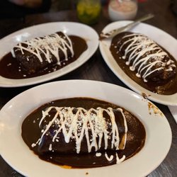 Pepper's Caribbean Restaurant & Bar  in Bronx, NY