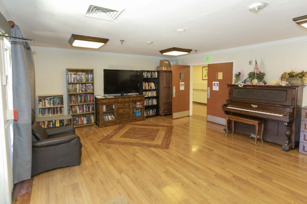 LITTLETON CARE AND REHABILITATION CENTER - 14 Photos & 14 Reviews ...