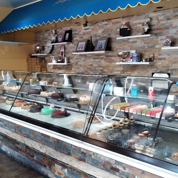 Paris Bakery - This is a longer view of the glass case, with macarons, which people seem to like these days. - Desserts Near Me - Los Angeles, California Paris Bakery - This is a longer view of the glass case, with macarons, which people seem to like these days. - Desserts Near Me - Los Angeles, California