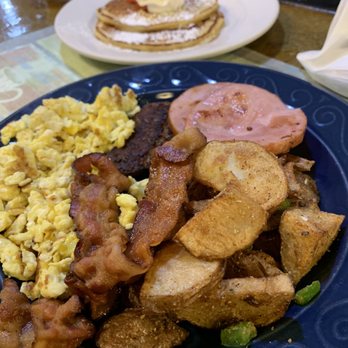 Werner's - Southern platter - Breakfast & Brunch Near Me - Baltimore, Maryland Werner's - Southern platter - Breakfast & Brunch Near Me - Baltimore, Maryland