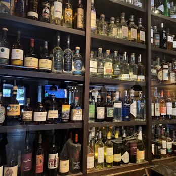 Local Restaurant & Bar - Bar - New American Near Me - Jackson, Wyoming