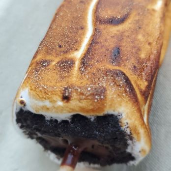 Mister - S'mores ice cream bar - Ice Cream & Frozen Yogurt Near Me - Vancouver, British Columbia