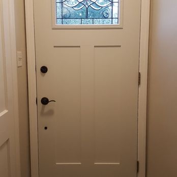 Reed's Renovations - New front door and lock set - Carpenters Near Me Reed's Renovations - New front door and lock set - Carpenters Near Me