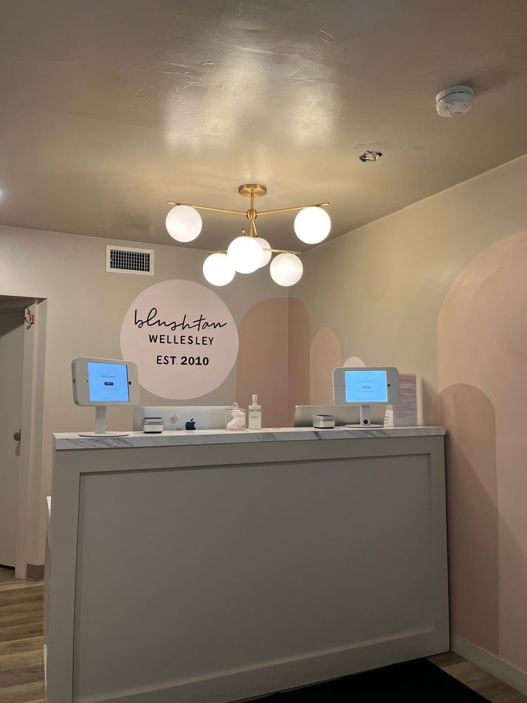 BLUSHTAN ORGANIC SPRAY TANNING Updated September 2024 12 Photos