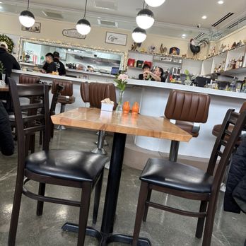 Breakfast House Uptown - Breakfast & Brunch Near Me - Chicago, Illinois
