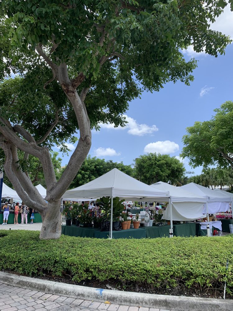 KENDALL VILLAGE SHOPPING CENTER 15 Photos 8705 SW 124th Ave, Miami