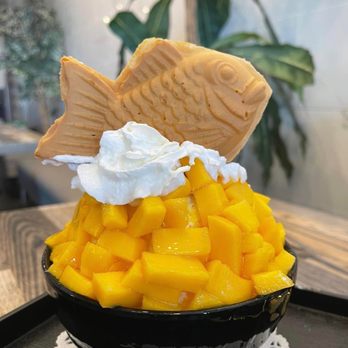 Cafe Tori - Mango Bingsu - Desserts Near Me - Bakersfield, California