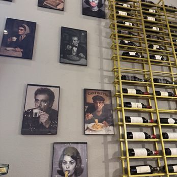 Cantinetta - Welcoming atmosphere - Italian Near Me - Las Vegas, Nevada