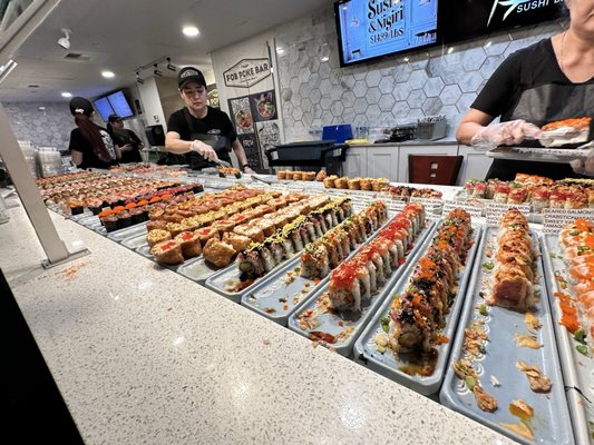 FOB Poke & Sushi Bar by null