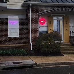 Exterior outside entrance of Wesley's Grooming 911 - Storefront - rainy day in La Plata, MD - La Plata, Maryland Exterior outside entrance of Wesley's Grooming 911 - Storefront - rainy day in La Plata, MD - La Plata, Maryland