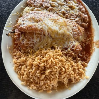 La Tapatia Mexican Grill - Chile Relleno with rice and beans - Mexican Near Me - Fontana, California La Tapatia Mexican Grill - Chile Relleno with rice and beans - Mexican Near Me - Fontana, California