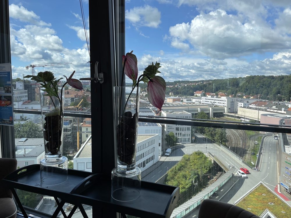 CAFELOUNGE DIWAN Updated October 2024 22 Photos & 21 Reviews Nibelungenplatz 1, Passau