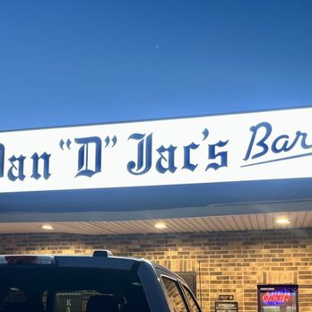 Dan D Jac's - Karaoke Near Me - Orland Hills, Illinois