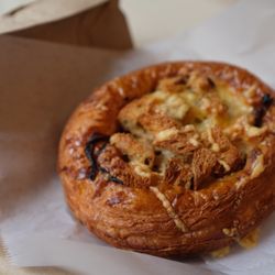 Rally - French onion Danish