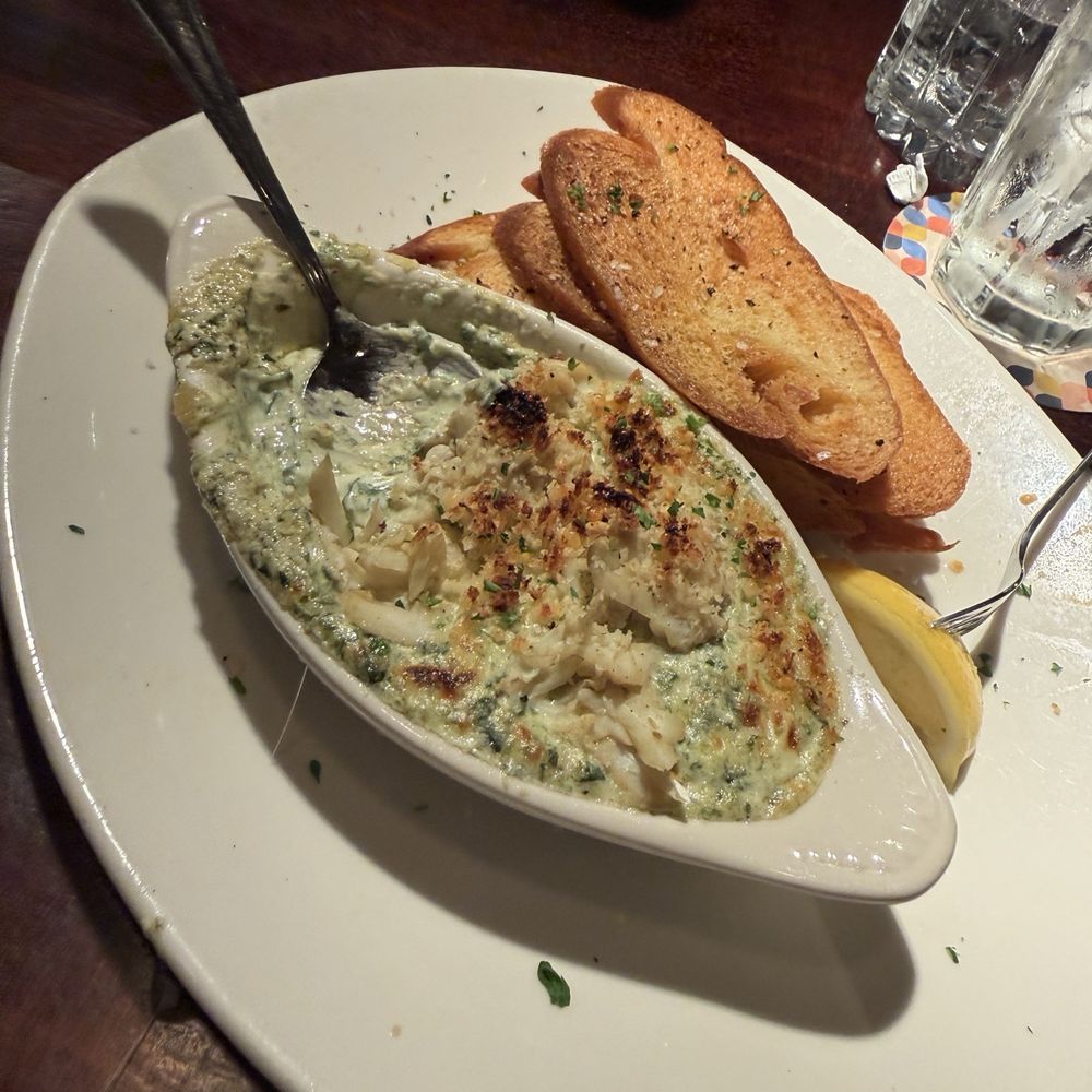 Pappadeaux Seafood Kitchen - Crab & Spinach Dip - Cajun/Creole Near Me - Alpharetta, Georgia Pappadeaux Seafood Kitchen - Crab & Spinach Dip - Cajun/Creole Near Me - Alpharetta, Georgia