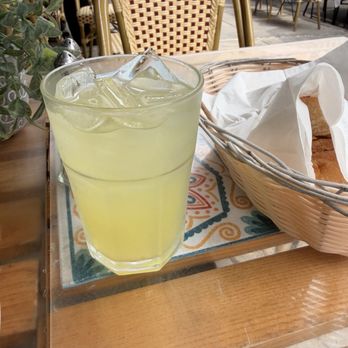 Casa Bella Restaurant - Lemonade - Italian Near Me - New York, New York Casa Bella Restaurant - Lemonade - Italian Near Me - New York, New York