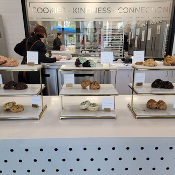 Batch & Box - Del Mar - Bakeries Near Me - San Diego, California