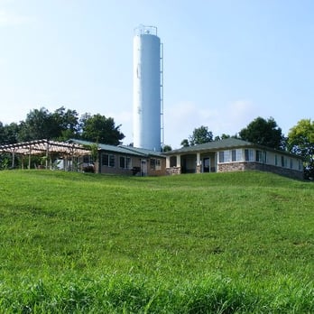 River Valley Winery - silo in background - Wineries Near Me - Carrollton, Kentucky River Valley Winery - silo in background - Wineries Near Me - Carrollton, Kentucky
