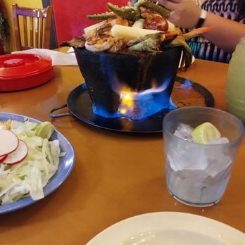 LA VECINDAD - Tacos Near Me - Las Vegas, Nevada LA VECINDAD - Tacos Near Me - Las Vegas, Nevada