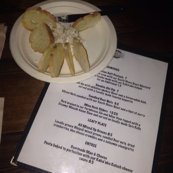 Honolulu Beerworks - Yummy smoked ahi dip. - Brewpubs Near Me - Honolulu, Hawaii