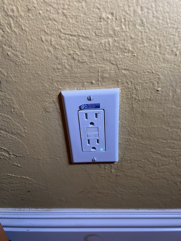 Slide of Super Electric