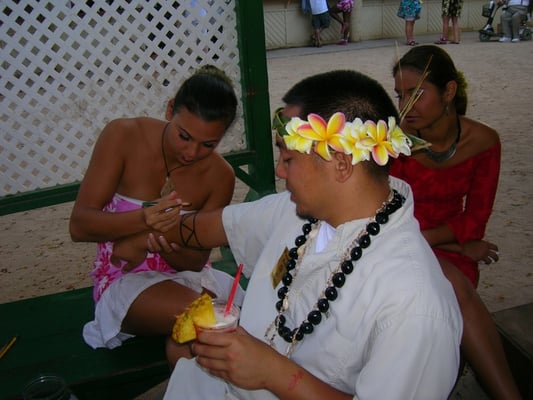 Paradise Cove Luau by null