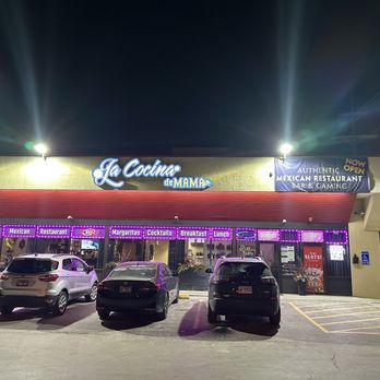 La Cocina De Mama - Mexican Near Me - Oak Lawn, Illinois
