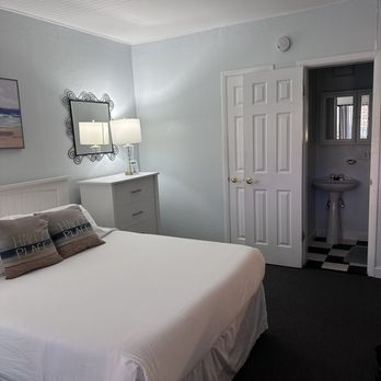 Sabal Palms Inn - Room - Hotels Near Me - St. Pete Beach, Florida Sabal Palms Inn - Room - Hotels Near Me - St. Pete Beach, Florida