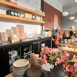Kantine - The blond wood counter is very tidy! 1/11/26