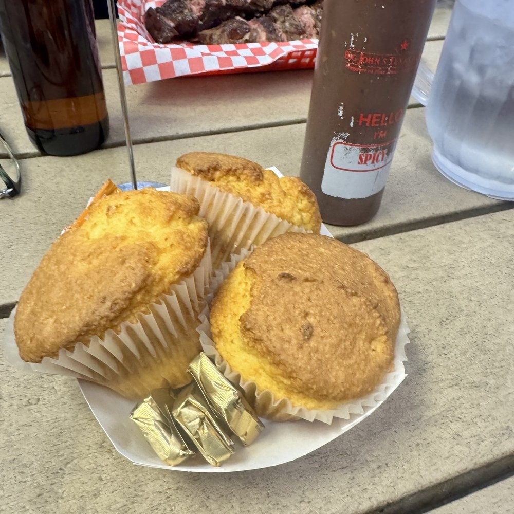 This is 3 orders of cornbread! The waiter gave to the table instead of to each person who ordered. This is 3 orders of cornbread! The waiter gave to the table instead of to each person who ordered.