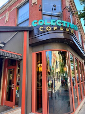 Colectivo Coffee Lincoln Park by null