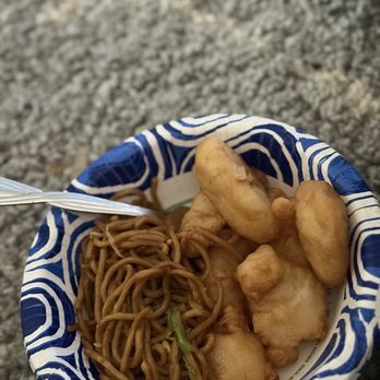 China Town - Low mein (Left) Sweet and sour chicken (Right) - Chinese Near Me - Washington, Michigan
