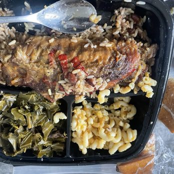 Jean’s Kitchen - Half of the Turkey Wings platter - Soul Food Near Me - Trenton, New Jersey